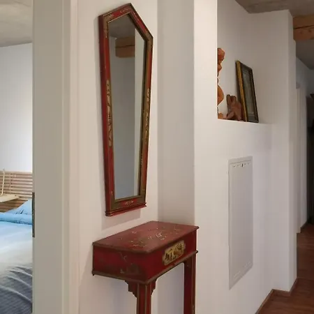 Exklusive Mit 2 Schlafzimmern Fuer 4 Personen Nur 30 Minuten Von Zuerich Entfernt *